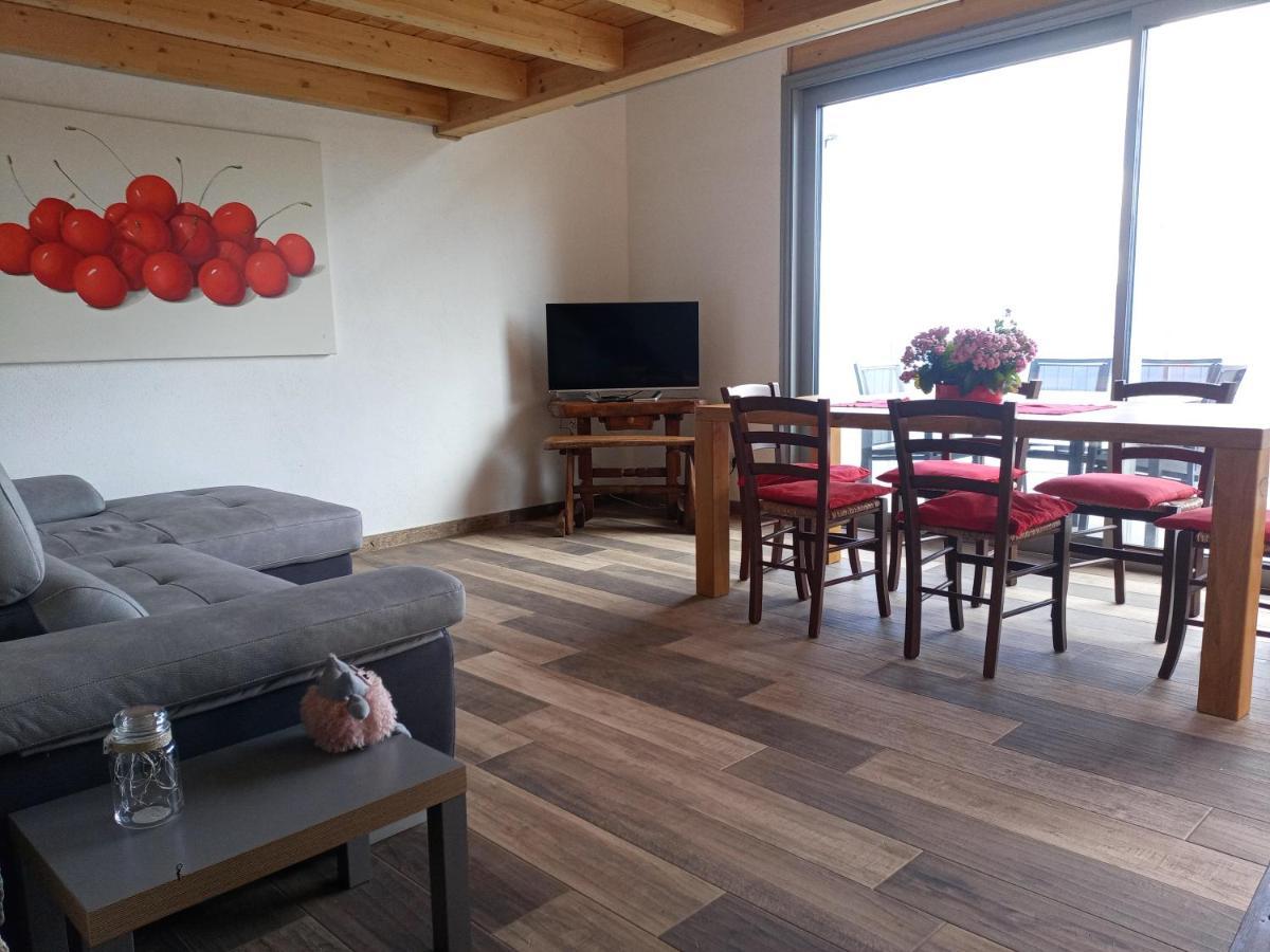 Casa Vacanze Ca'Del Miro Montemezzo Bugiallo Kültér fotó